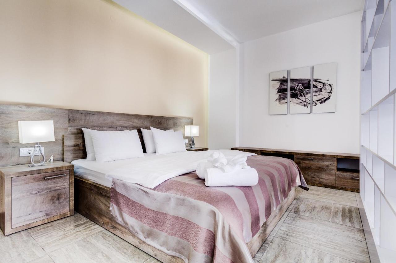 Riva Residence Ðenovići Eksteriør billede