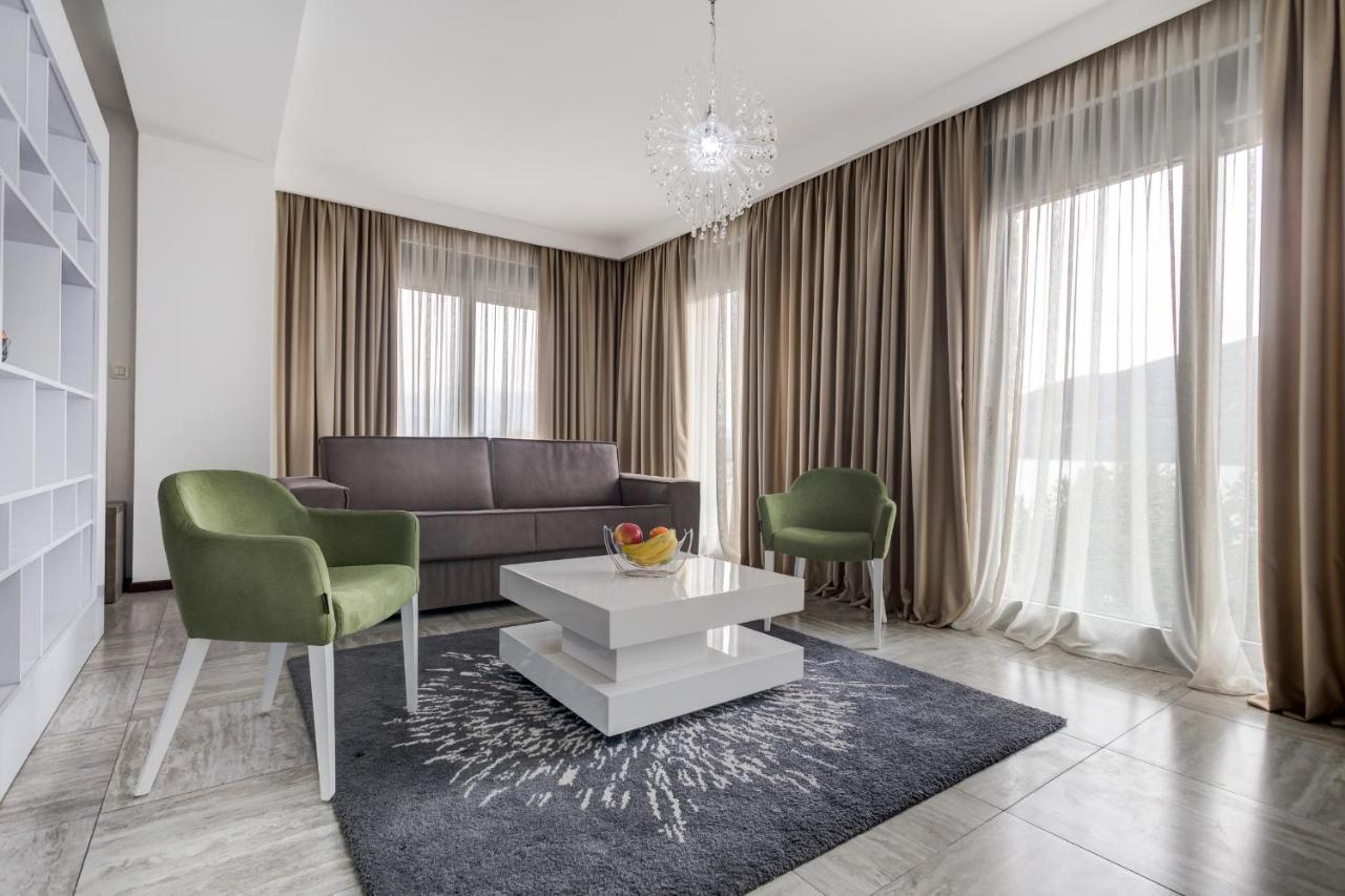 Riva Residence Ðenovići Eksteriør billede