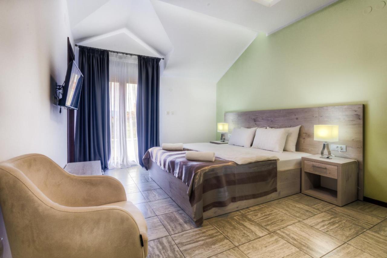 Riva Residence Ðenovići Eksteriør billede