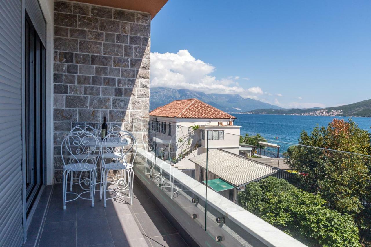 Riva Residence Ðenovići Eksteriør billede